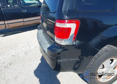 2012 Ford Escape Xlt z USA, uszkodzony, nr VIN 1FMCU0D71CKA26216